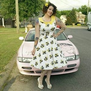 Tatyana Elizabeth retro vintage pinup circle dress. Priced to sell I need room.